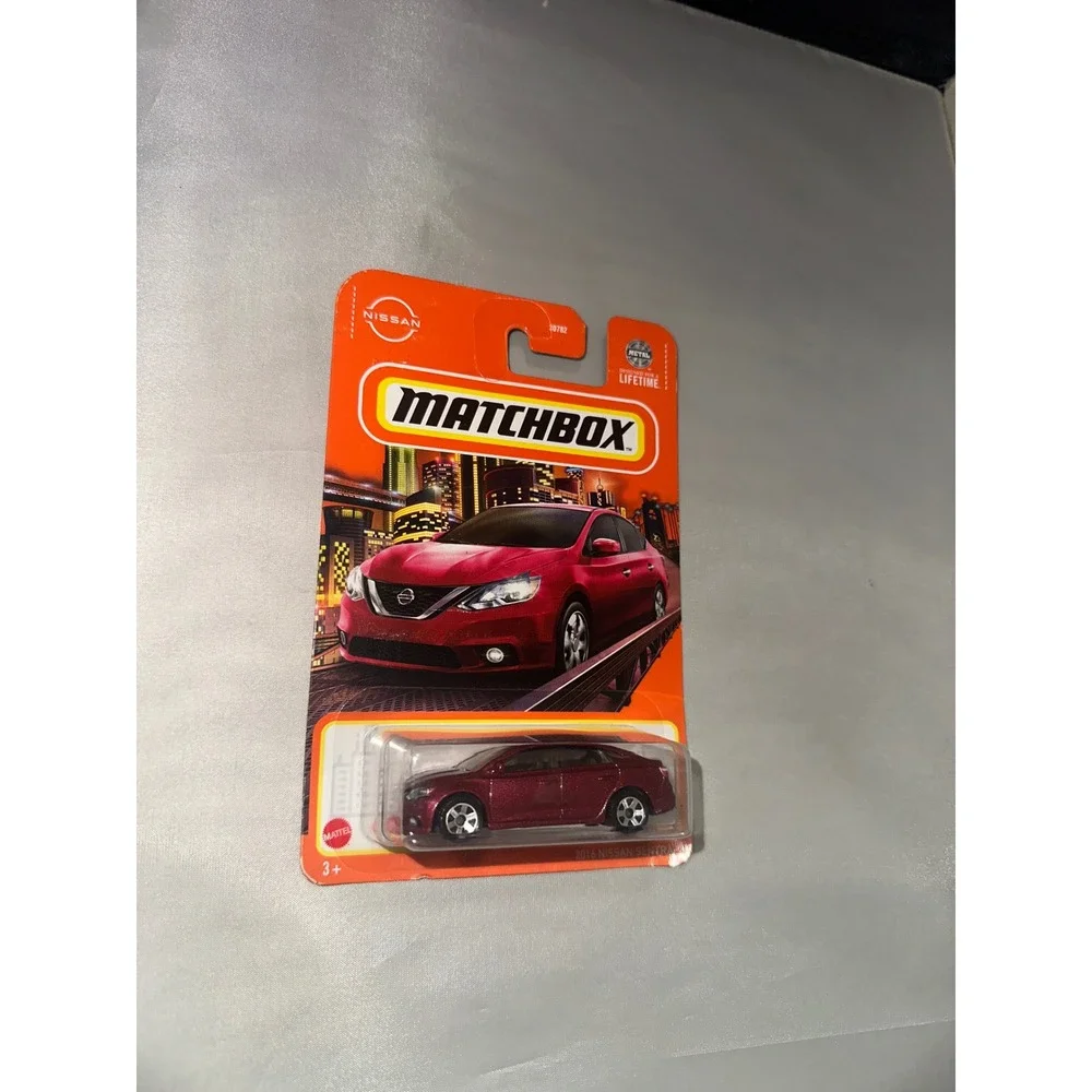 Matchbox‎ 2016 Nissan Sentra Red 9/100 MBX Road Trip Diecast Car 1:64 Scale New